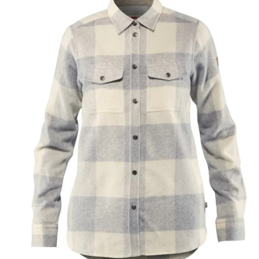 NWOT FJALL RAVEN Canada LS shirt